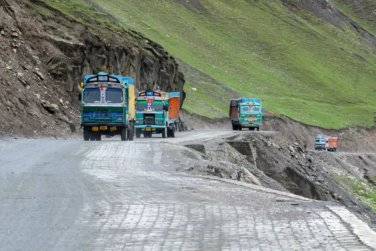 Sringar Leh Highway Road Status 2026 - 27